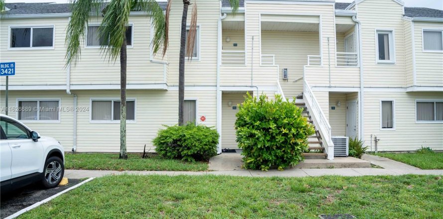 Condominio en Oakland Park, Florida, 1 dormitorio  № 1290855