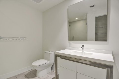 Condominio en venta en Sunrise, Florida, 2 dormitorios № 1290854 - foto 25