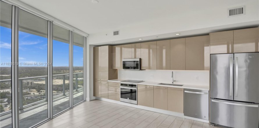 Condo in Sunrise, Florida, 2 bedrooms  № 1290854