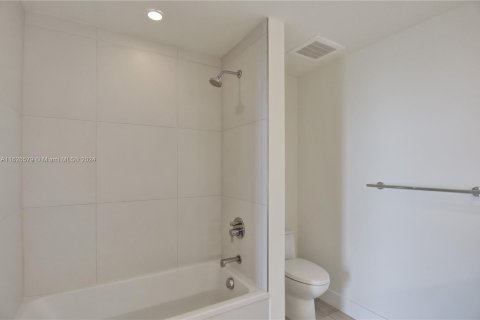 Condo in Sunrise, Florida, 2 bedrooms  № 1290854 - photo 24