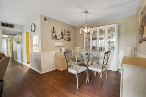 Condo in Hudson, Florida, 3 bedrooms  № 1389139 - photo 6