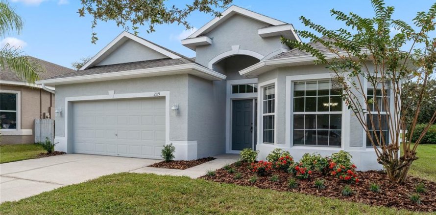 House in Orlando, Florida 4 bedrooms, 204.85 sq.m. № 1424267