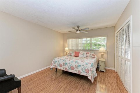 Condo in Sarasota, Florida, 2 bedrooms  № 1384722 - photo 19