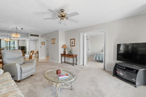 Copropriété à vendre à Belleair, Floride: 2 chambres, 121.7 m2 № 1384700 - photo 12