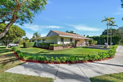 Casa en venta en Palmetto Bay, Florida, 5 dormitorios, 235.23 m2 № 851466 - foto 30