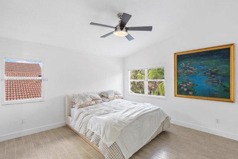 Villa ou maison à vendre à Doral, Floride: 4 chambres, 239.69 m2 № 851465 - photo 11
