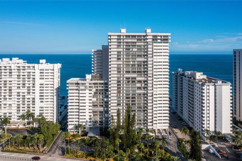 Condo in Fort Lauderdale, Florida, 3 bedrooms  № 923958 - photo 28