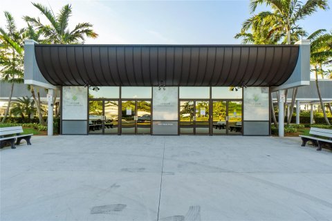 Copropriété à vendre à Deerfield Beach, Floride: 2 chambres, 92.9 m2 № 1208125 - photo 13