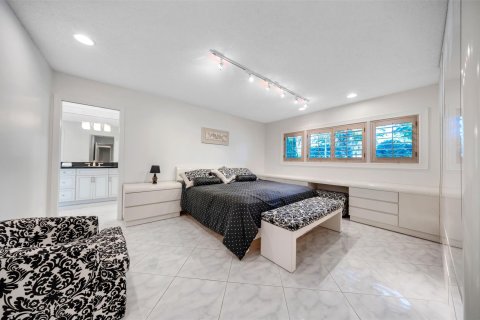 Villa ou maison à vendre à Pompano Beach, Floride: 3 chambres, 185.8 m2 № 1207696 - photo 23