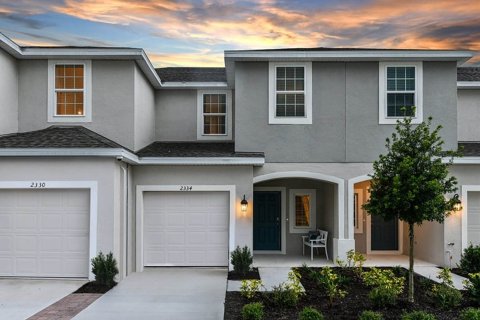 Townhouse in THE TOWNHOMES AT SKYE RANCH in Sarasota, Florida 3 bedrooms, 128 sq.m. № 192135 - photo 9