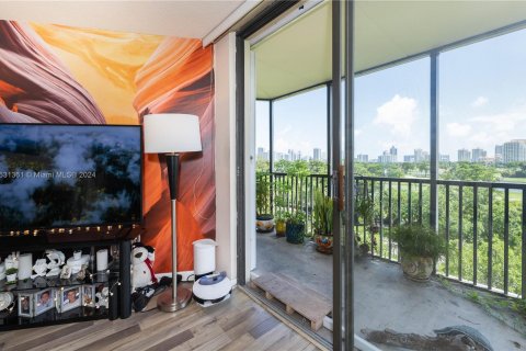 Condo in Aventura, Florida, 2 bedrooms  № 1292918 - photo 4