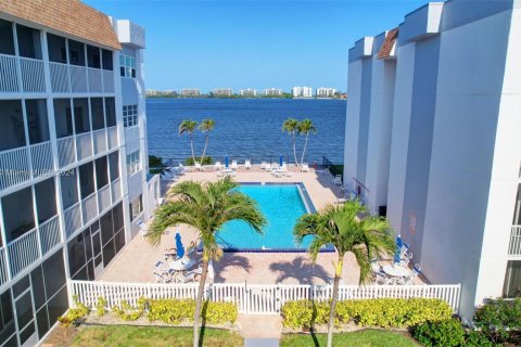 Copropriété à vendre à Lake Worth, Floride: 2 chambres, 93.83 m2 № 1330188 - photo 1