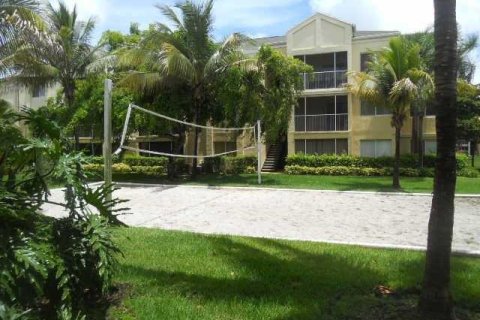 Condominio en venta en Tamarac, Florida, 1 dormitorio, 72.46 m2 № 786192 - foto 4