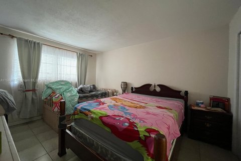 Condominio en venta en North Miami, Florida, 1 dormitorio, 66.89 m2 № 1117293 - foto 11