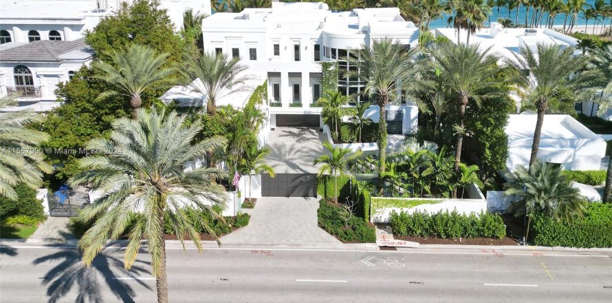 Villa ou maison à Golden Beach, Floride 7 chambres, 954.57 m2 № 1117399