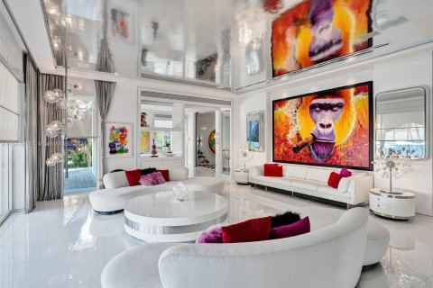 Villa ou maison à vendre à Golden Beach, Floride: 7 chambres, 954.57 m2 № 1117399 - photo 11
