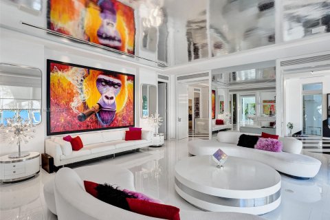 Villa ou maison à vendre à Golden Beach, Floride: 7 chambres, 954.57 m2 № 1117399 - photo 9