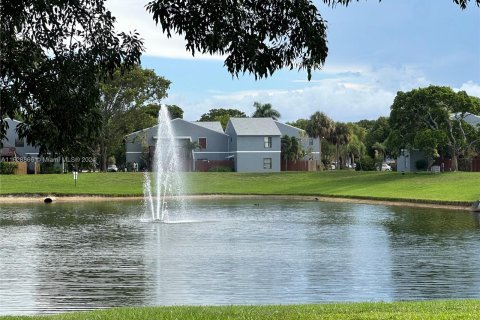 Touwnhouse à vendre à Boynton Beach, Floride: 2 chambres, 80.27 m2 № 1289260 - photo 18