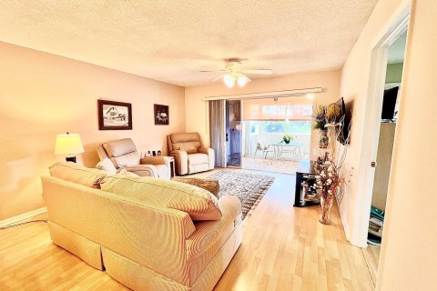 Casa en venta en Lake Worth, Florida, 2 dormitorios, 87.42 m2 № 834922 - foto 20