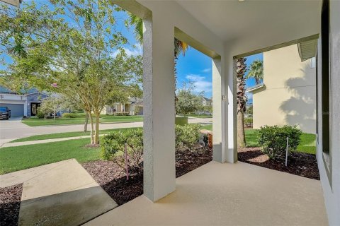 House in Kissimmee, Florida 5 bedrooms, 282.61 sq.m. № 725385 - photo 5