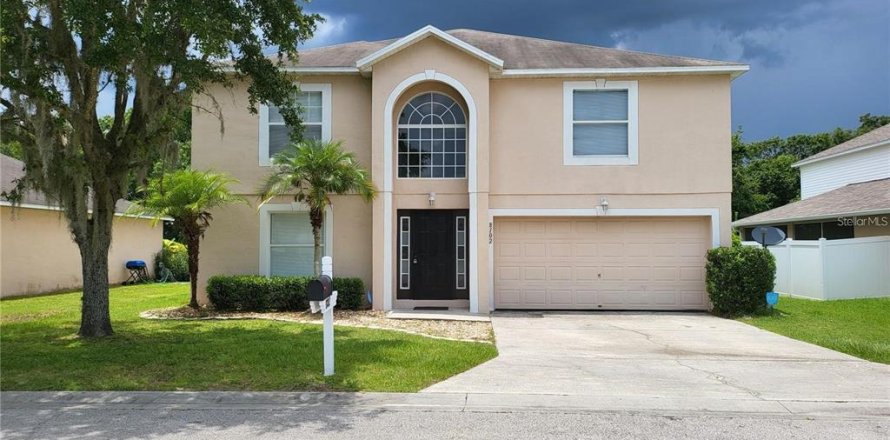 House in Lakeland, Florida 4 bedrooms, 280.01 sq.m. № 1422726