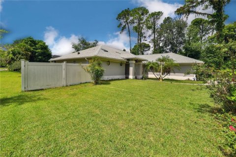 House in Palm Coast, Florida 3 bedrooms, 155.24 sq.m. № 1352966 - photo 5