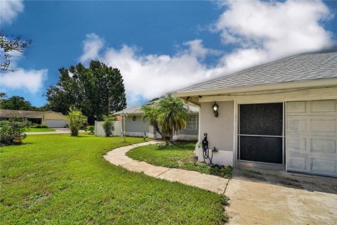 Villa ou maison à vendre à Palm Coast, Floride: 3 chambres, 155.24 m2 № 1352966 - photo 4