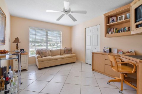 House in Boynton Beach, Florida 3 bedrooms, 207.17 sq.m. № 1154600 - photo 24