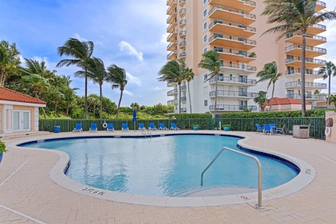 Copropriété à vendre à Riviera Beach, Floride: 3 chambres, 323.58 m2 № 810864 - photo 1