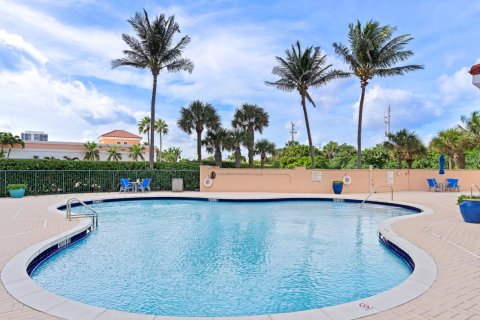 Condo in Riviera Beach, Florida, 3 bedrooms  № 810864 - photo 3