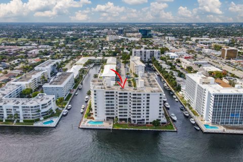 Condo in Fort Lauderdale, Florida, 2 bedrooms  № 930022 - photo 15