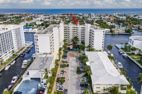 Condo in Fort Lauderdale, Florida, 2 bedrooms  № 930022 - photo 27