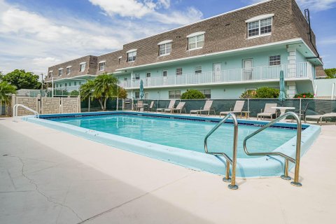 Copropriété à vendre à Vero Beach, Floride: 2 chambres, 107.02 m2 № 1093678 - photo 16