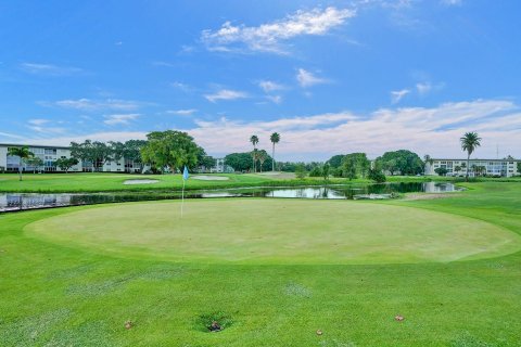 Copropriété à vendre à Coconut Creek, Floride: 2 chambres, 107.4 m2 № 1154468 - photo 11