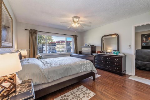 Condominio en venta en Pembroke Pines, Florida, 2 dormitorios, 108.7 m2 № 925015 - foto 15