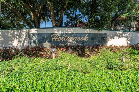 Condo in Pembroke Pines, Florida, 2 bedrooms  № 925015 - photo 26