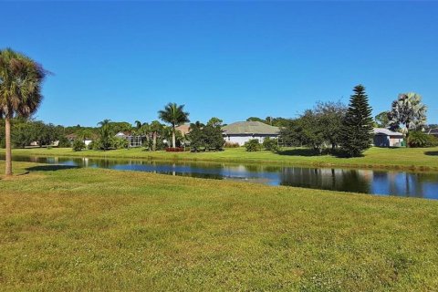 Terreno en venta en Rotonda, Florida № 1082759 - foto 6