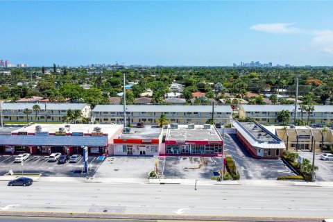 Propiedad comercial en venta en Fort Lauderdale, Florida № 660631 - foto 8