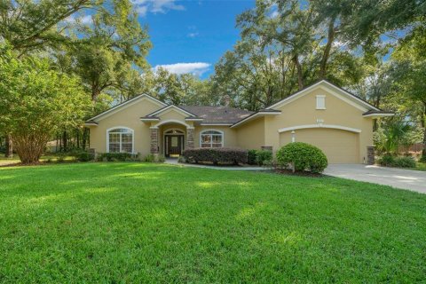 House in Ocala, Florida 4 bedrooms, 201.97 sq.m. № 1412473 - photo 1