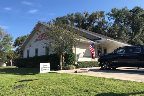 Immobilier commercial à vendre à Leesburg, Floride: 255.3 m2 № 1379941 - photo 2