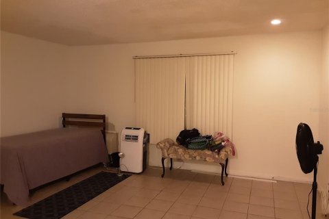 Condo in Orlando, Florida, 1 bedroom  № 1379981 - photo 15