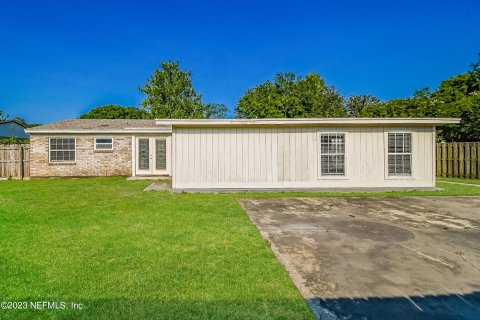 Villa ou maison à louer à Jacksonville, Floride: 4 chambres, 157.93 m2 № 817923 - photo 16