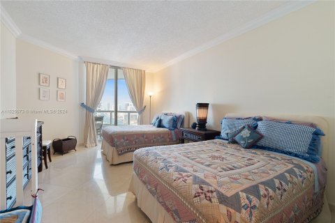 Condo in Aventura, Florida, 3 bedrooms  № 1272302 - photo 20