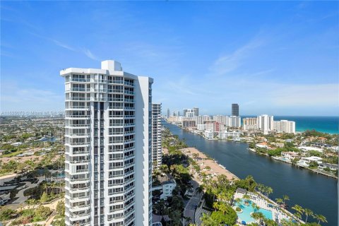 Condo in Aventura, Florida, 3 bedrooms  № 1272302 - photo 25