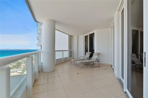 Copropriété à vendre à Aventura, Floride: 3 chambres, 244.33 m2 № 1272302 - photo 18