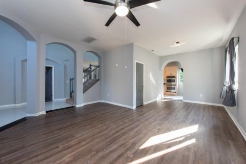 Villa ou maison à vendre à Tampa, Floride: 5 chambres, 273.69 m2 № 1388881 - photo 5