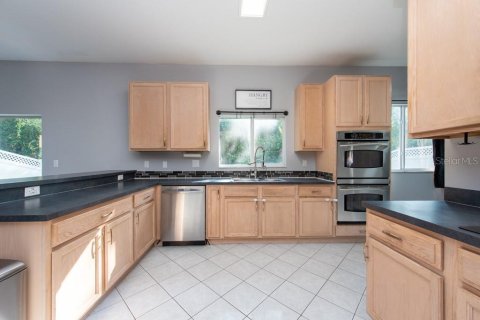 Casa en venta en Tampa, Florida, 5 dormitorios, 273.69 m2 № 1388881 - foto 15