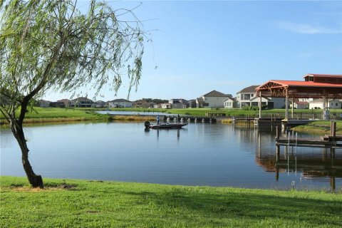 House in BELLALAGO in Kissimmee, Florida 4 bedrooms, 209.4 sq.m. № 1341615 - photo 6