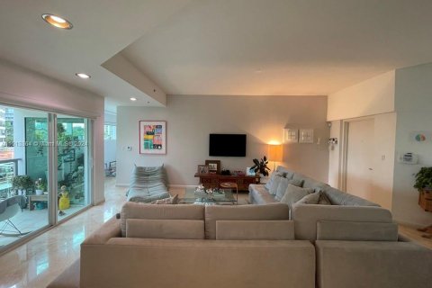 Copropriété à vendre à Miami, Floride: 2 chambres, 138.42 m2 № 944563 - photo 2