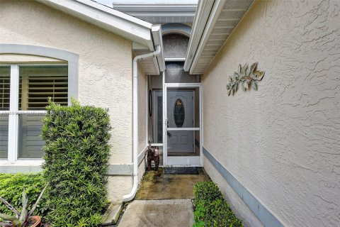 Casa en venta en Port St. Lucie, Florida, 2 dormitorios, 123.28 m2 № 1380500 - foto 3